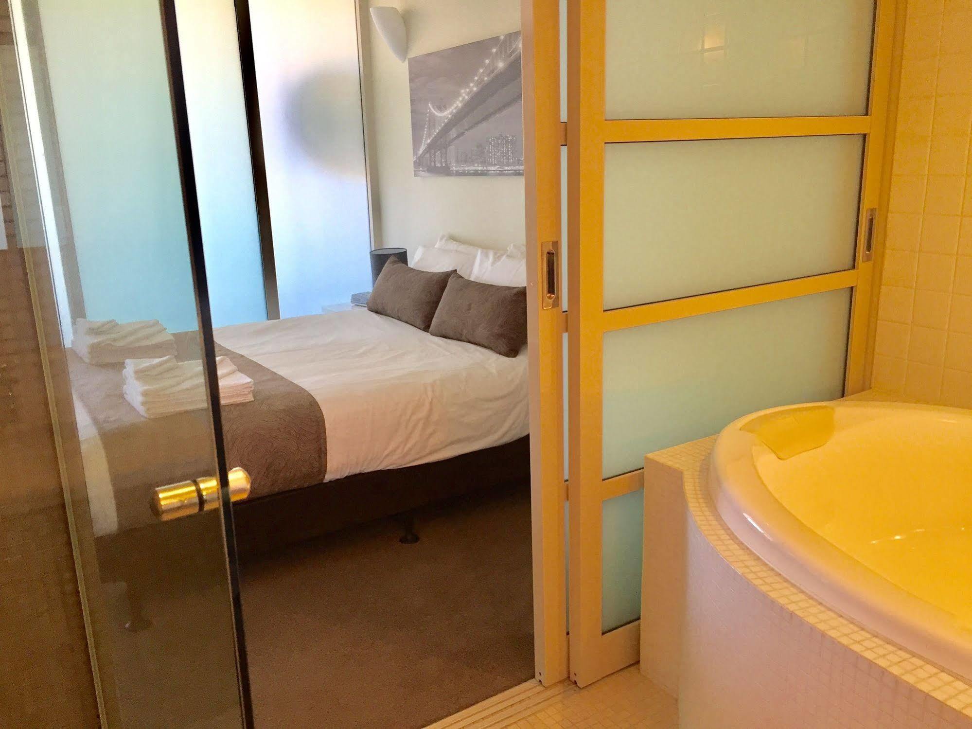 Adelaide Dress Circle Apartments - North Terrace Extérieur photo